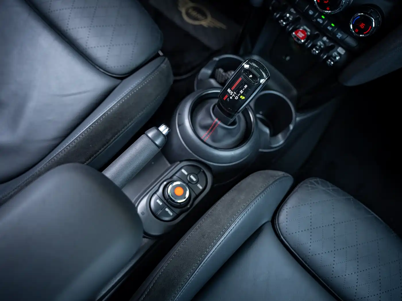 MINI 2019 2.0T COOPER S Classic фото 14