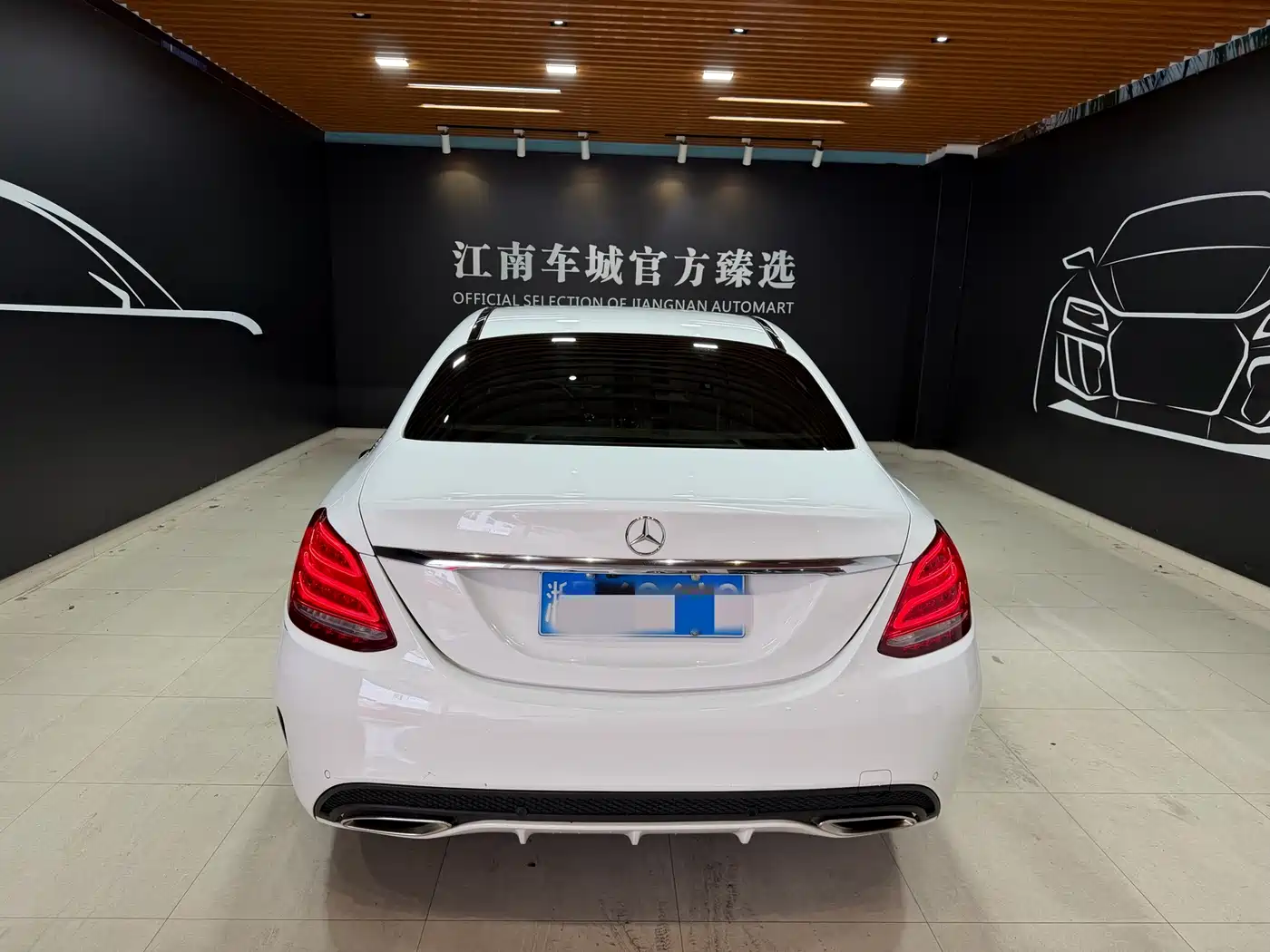 Mercedes-Benz C-Class 2016 C 180 L Sport фото 3