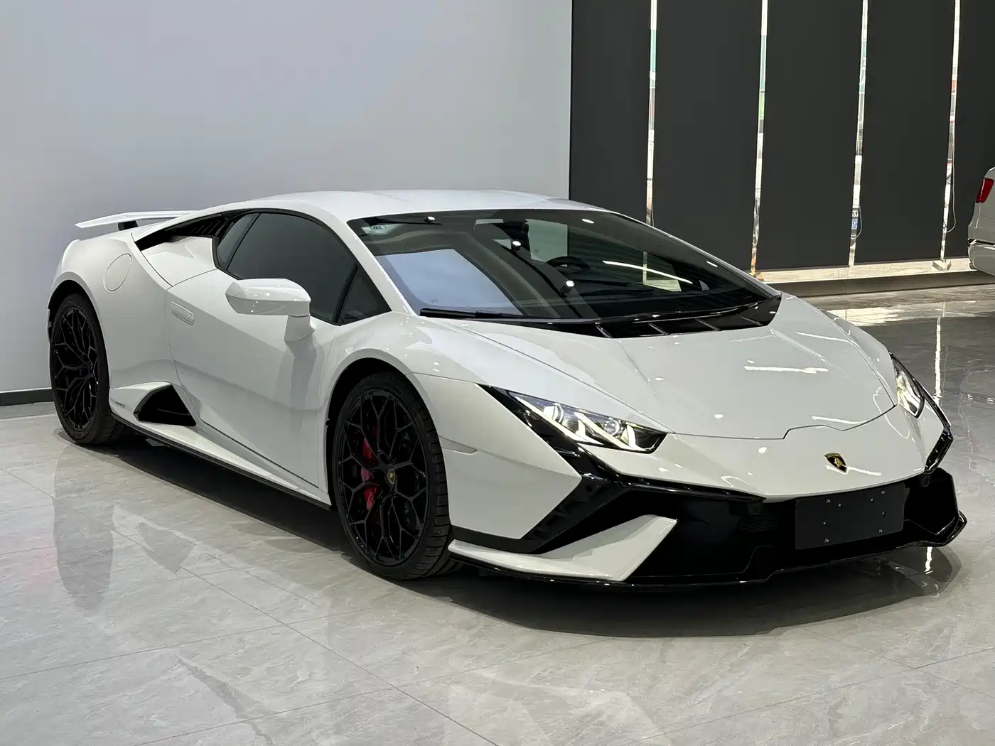 LAMBORGHINI HURACÁN