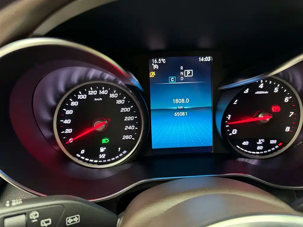 Mercedes-Benz GLC 2020 GLC 260 L 4MATIC Dynamic фото 4