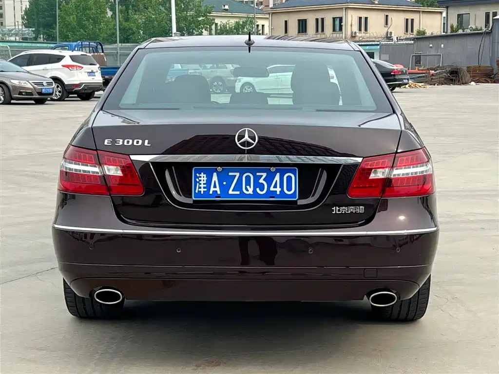 Mercedes-Benz E-Class 2011 E 300 L Elegance фото 4