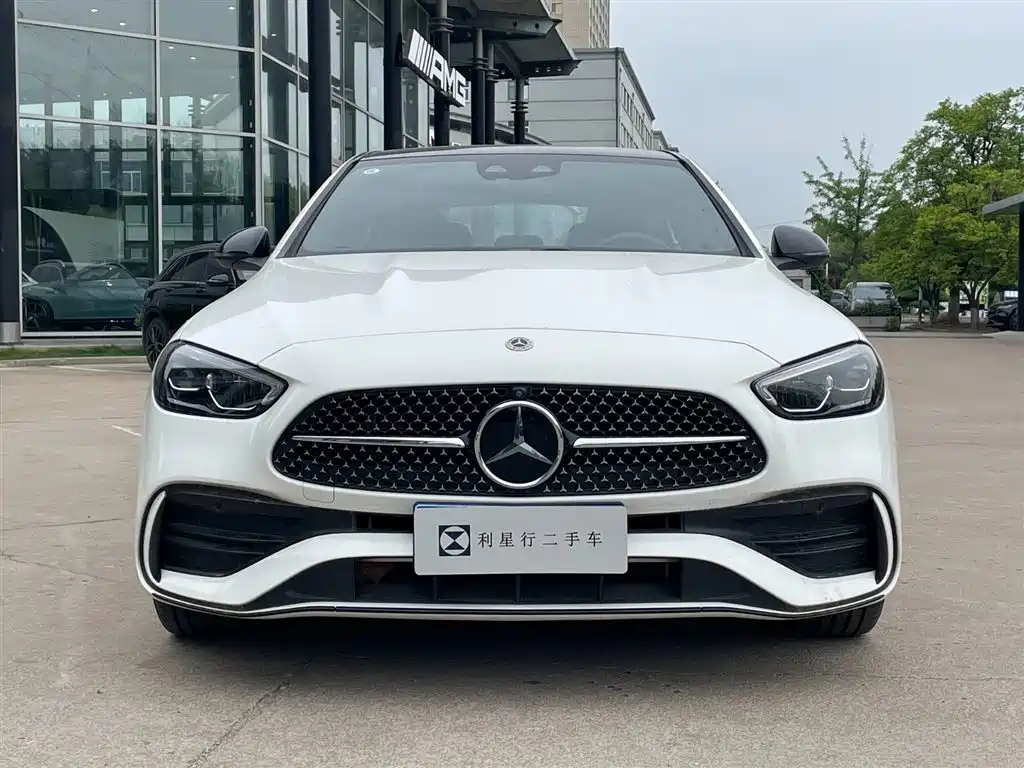 Mercedes-Benz C-Class 2025 C 260 L Night Sport Edition фото 2