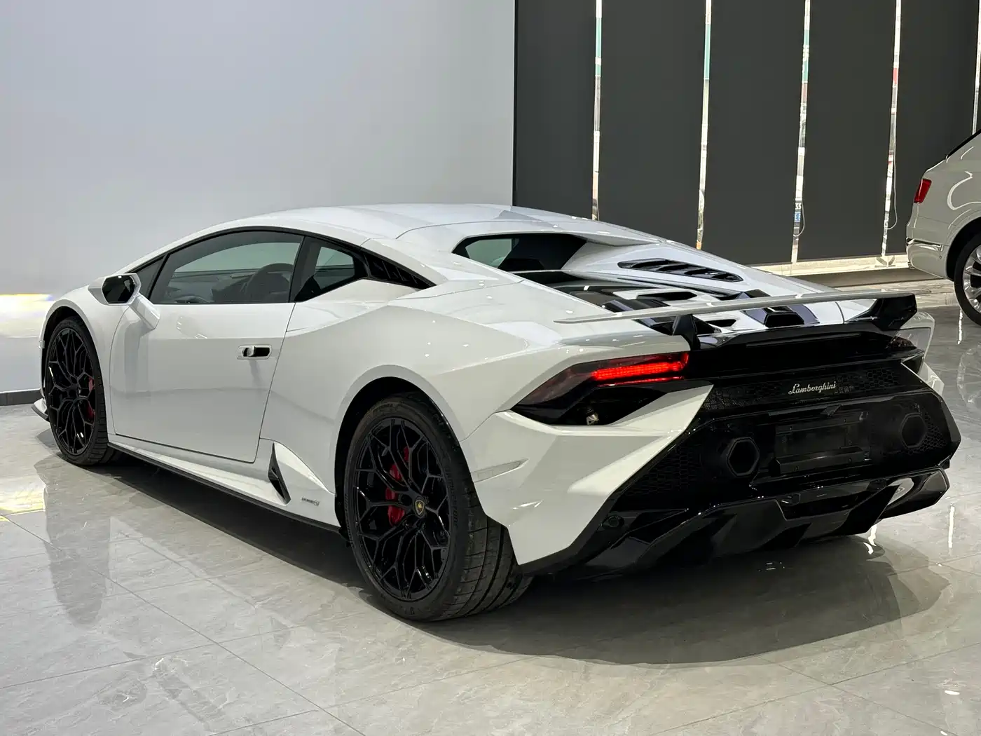 LAMBORGHINI HURACÁN