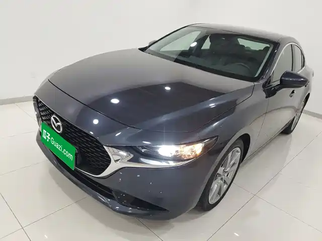 Mazda Mazda3 Axela 2.0L, Автомат, Элеганс