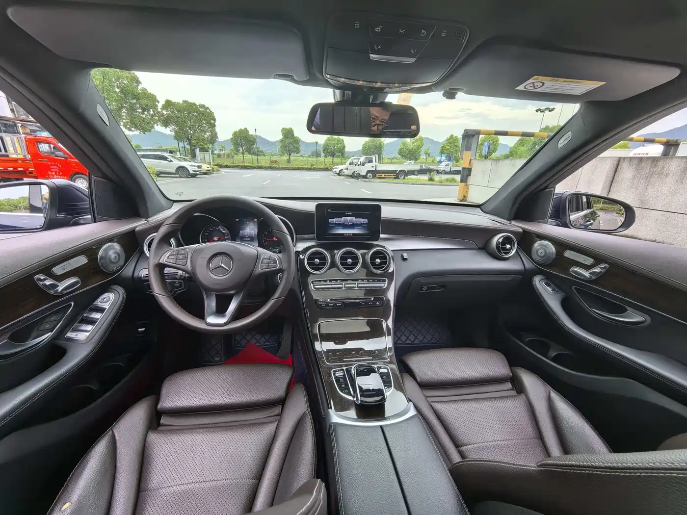 Mercedes-Benz GLC 2017 GLC 260 4MATIC Dynamic фото 5