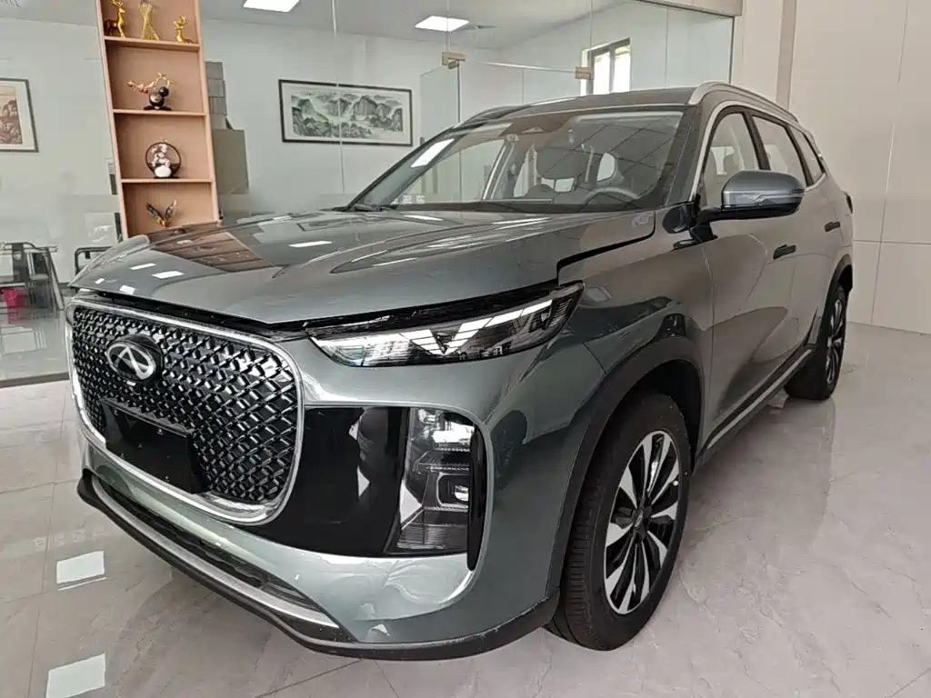 Chery Tiggo 8 PLUS 2025 290TGDI DCT Comfort 5-seater