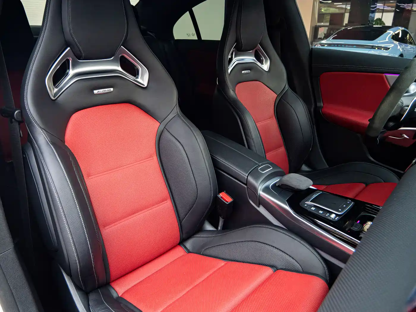 Mercedes-Benz CLA AMG 2021 AMG CLA 45 4MATIC+ фото 16