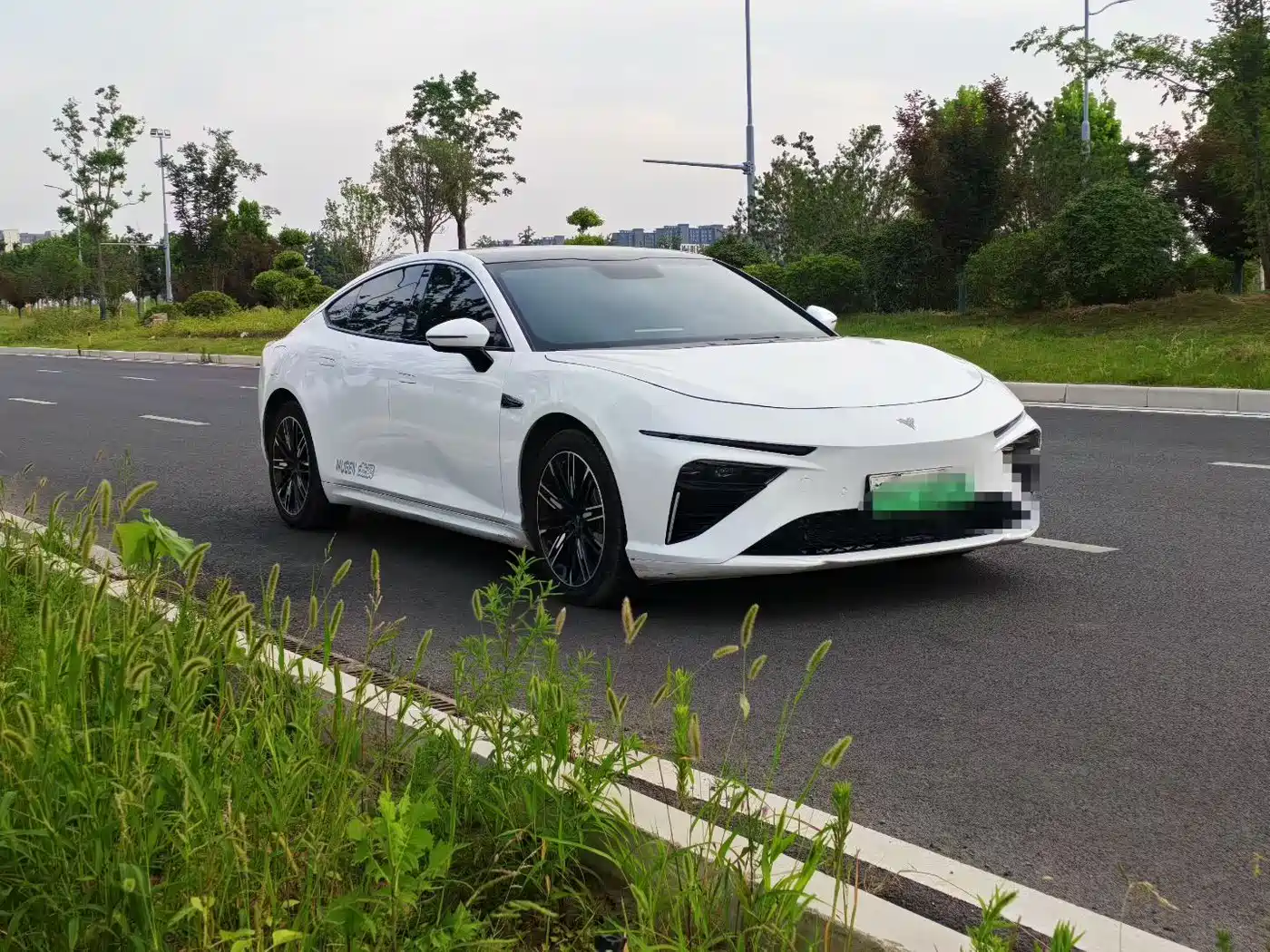 Nezha Auto Nezha S 2024 2024 Model Range Extender 1060