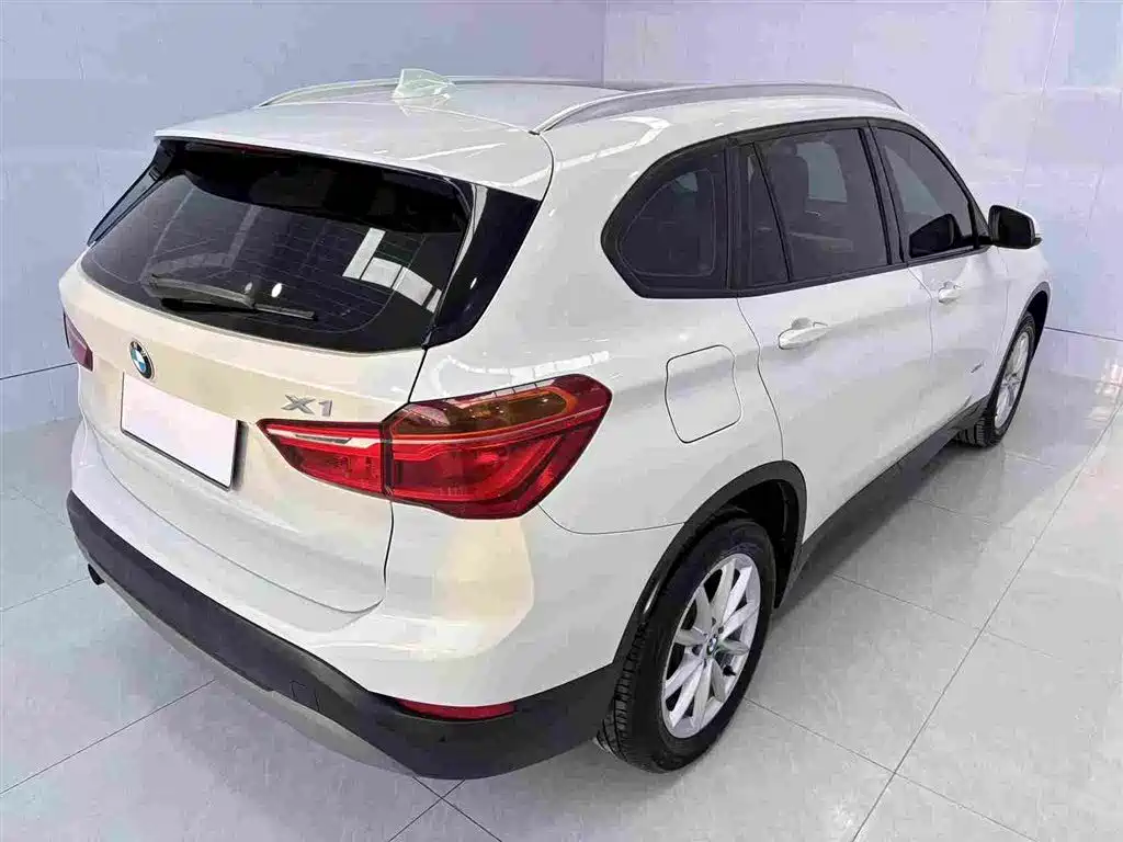 BMW X1 2016 sDrive18Li Fashion Model фото 5