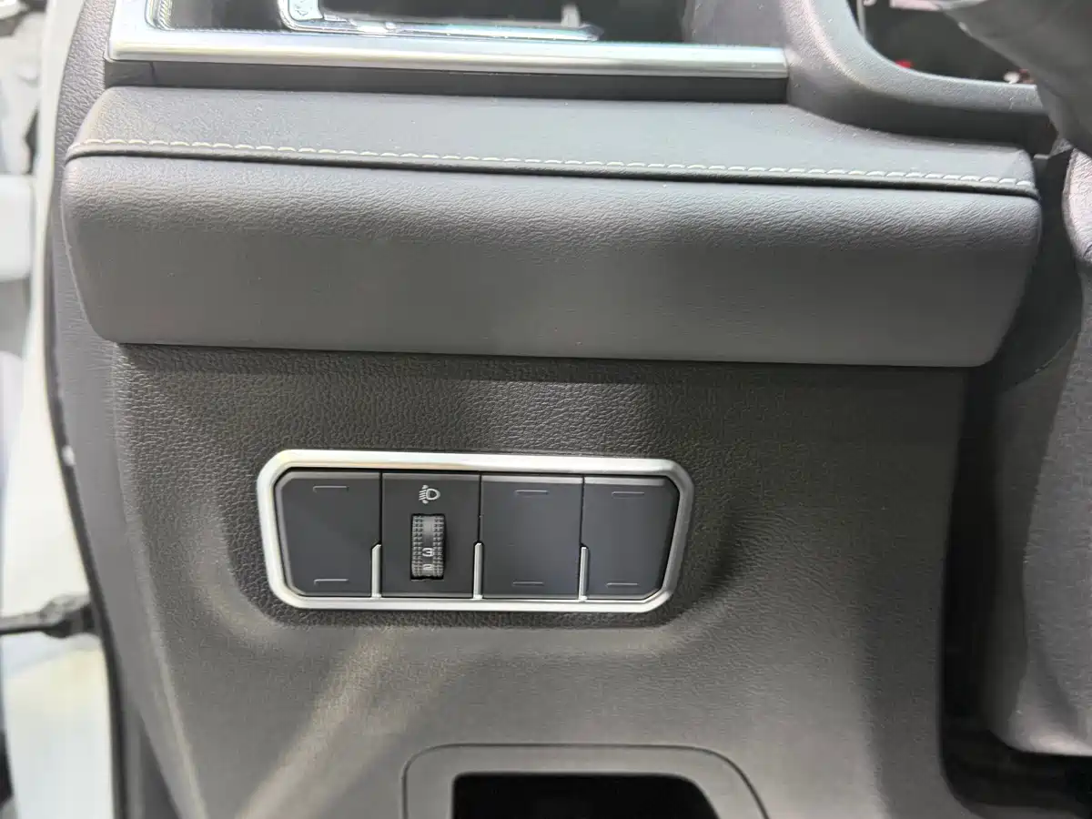 Haval M6 2021 PLUS 1.5T DCT Comfort фото 7