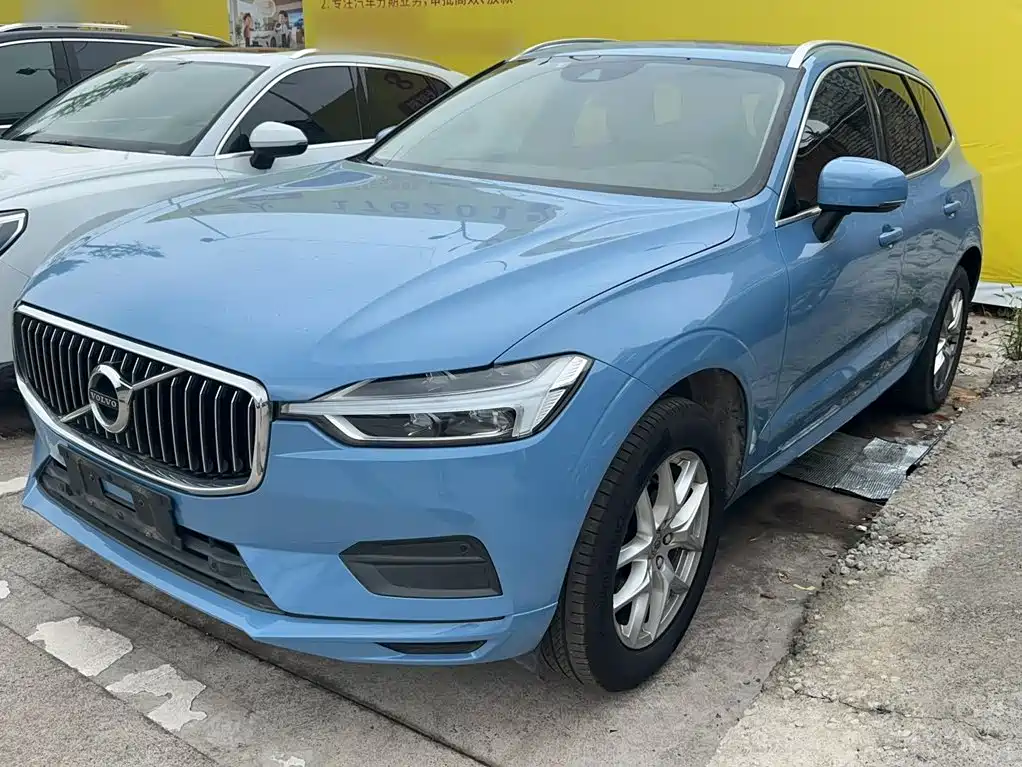 Фото 2 - Volvo XC60