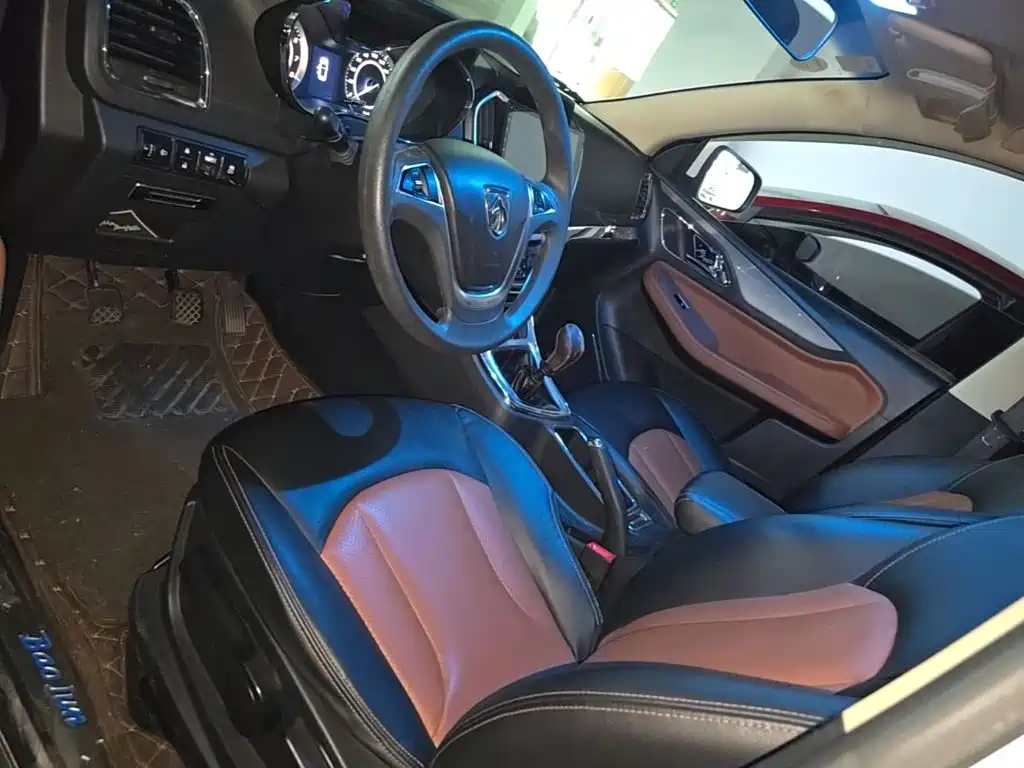 Baojun 560 2017 2016 1.8L Manual Elite