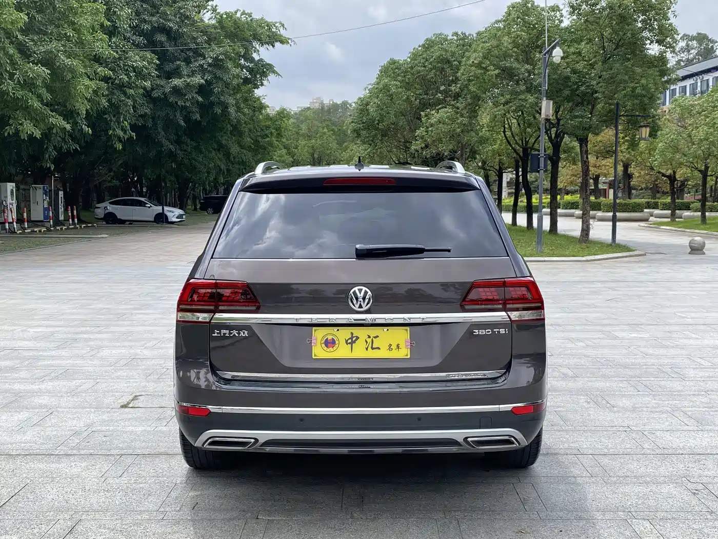 Volkswagen Teramont 2019 380TSI 4WD Luxury Edition China VI фото 8