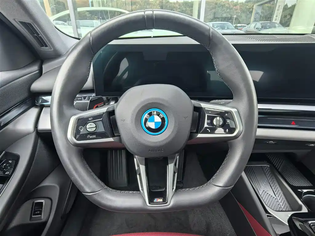 BMW i5 2026 2025 eDrive 35L M Sport Package