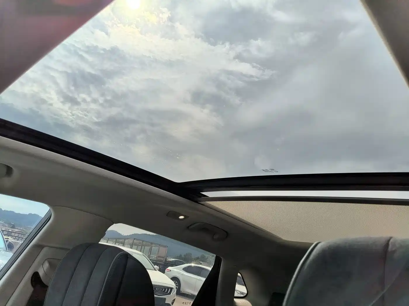 Hongqi HS5 2020 2019 2.0T Smart Connect Enjoy Edition