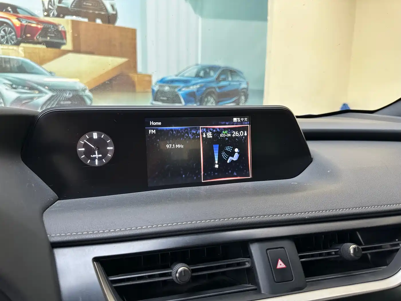 Lexus UX Electric 2021 2020 300e Pure Yue Edition