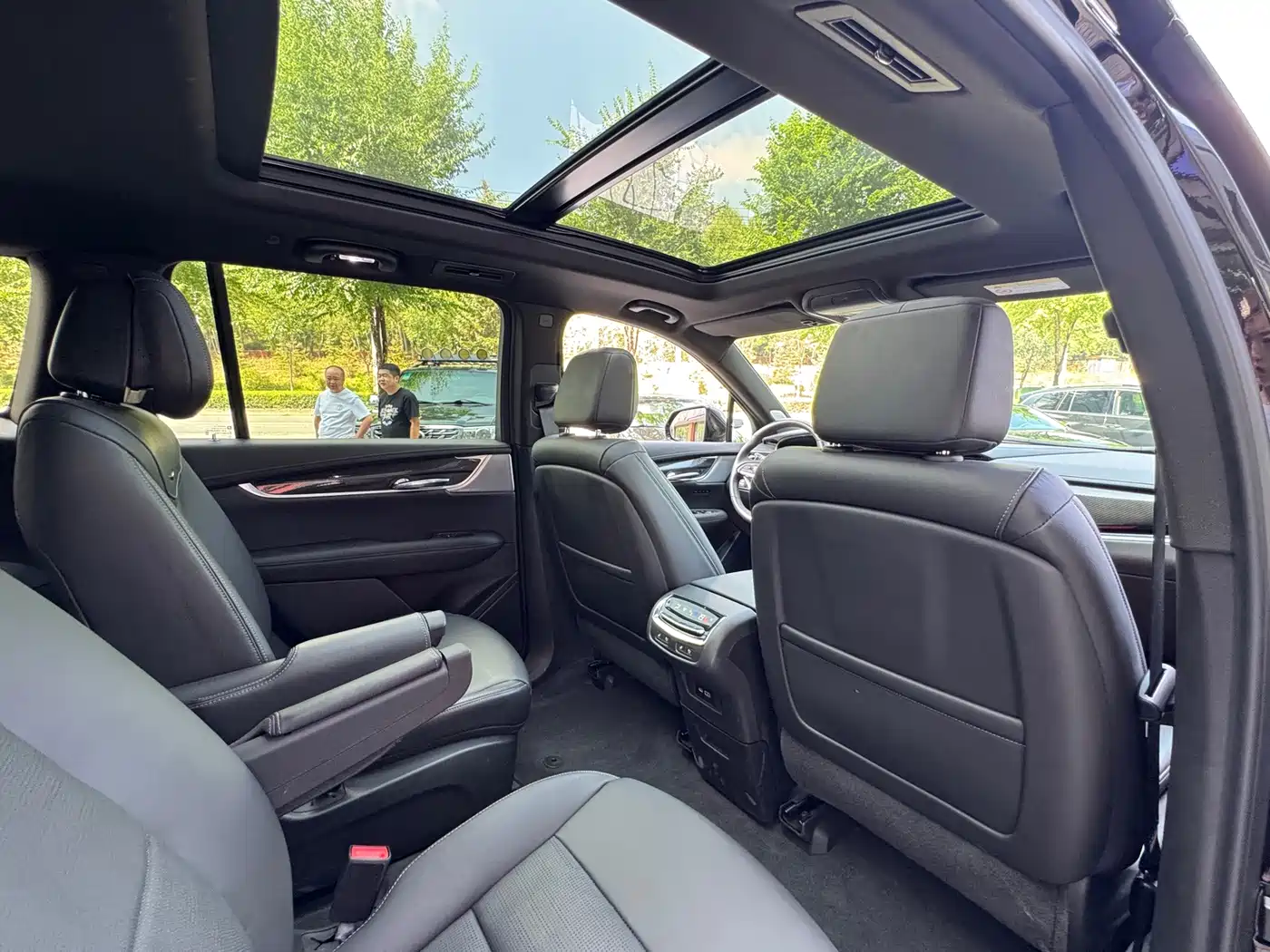Cadillac XT6 2025 2025 2.0T 6-Seater AWD Executive Black Label Edition