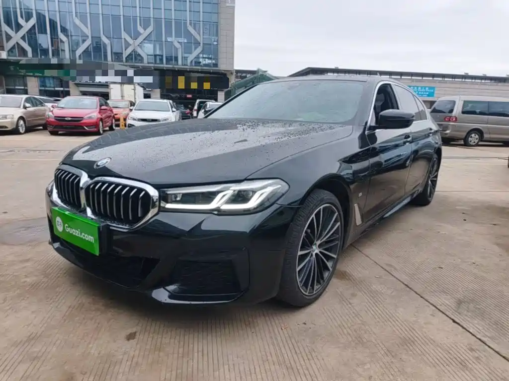 BMW 5 Series 2022 Facelift 530Li Leading M Sport Package