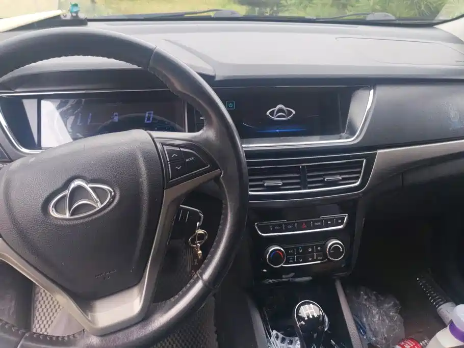 Changan Kaicheng Changan Oushang A600 2016 2016 1.5L Manual Luxury 7-Seater