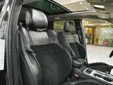 صورة 19 - Jeep Grand Cherokee SRT