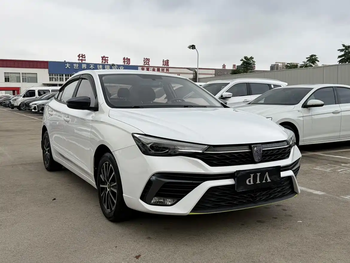 Фото 3 - Roewe i5