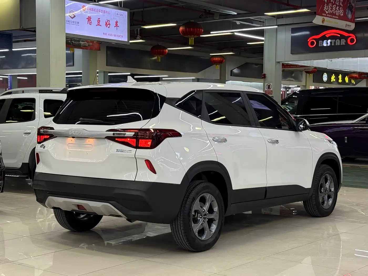 Kia KX3 Smart Run 2021 1.5L CVT Comfort Edition фото 2