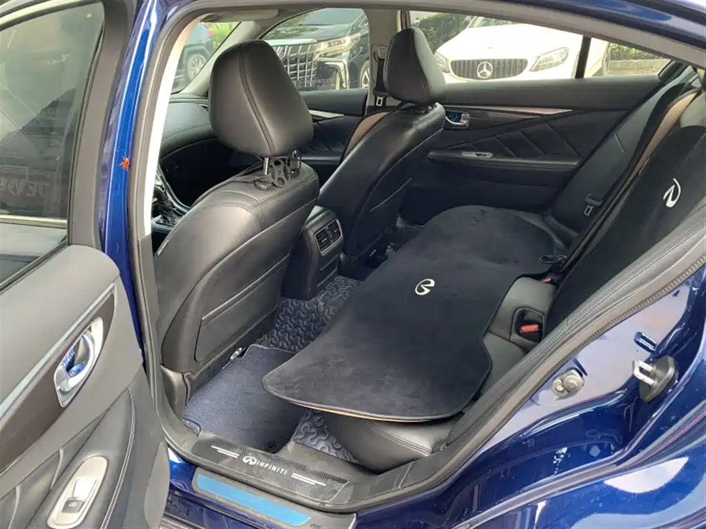 Infiniti Q50L 2019 2018 2.0T Comfort (China VI)