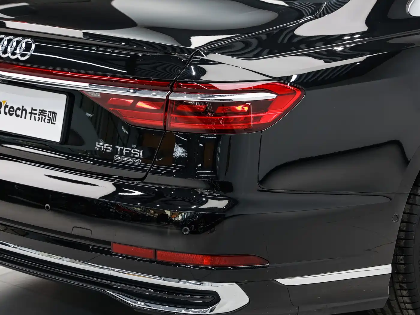 AUDI A8