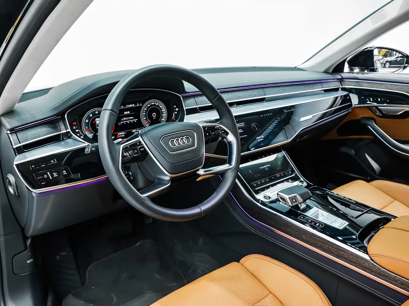 AUDI A8