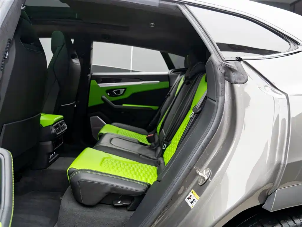 Lamborghini Urus 2021 4.0T V8 фото 11