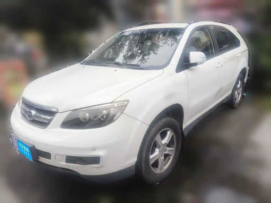 BYD S6 2015 2014 Model 1.5TI Manual Premium 7-Seater