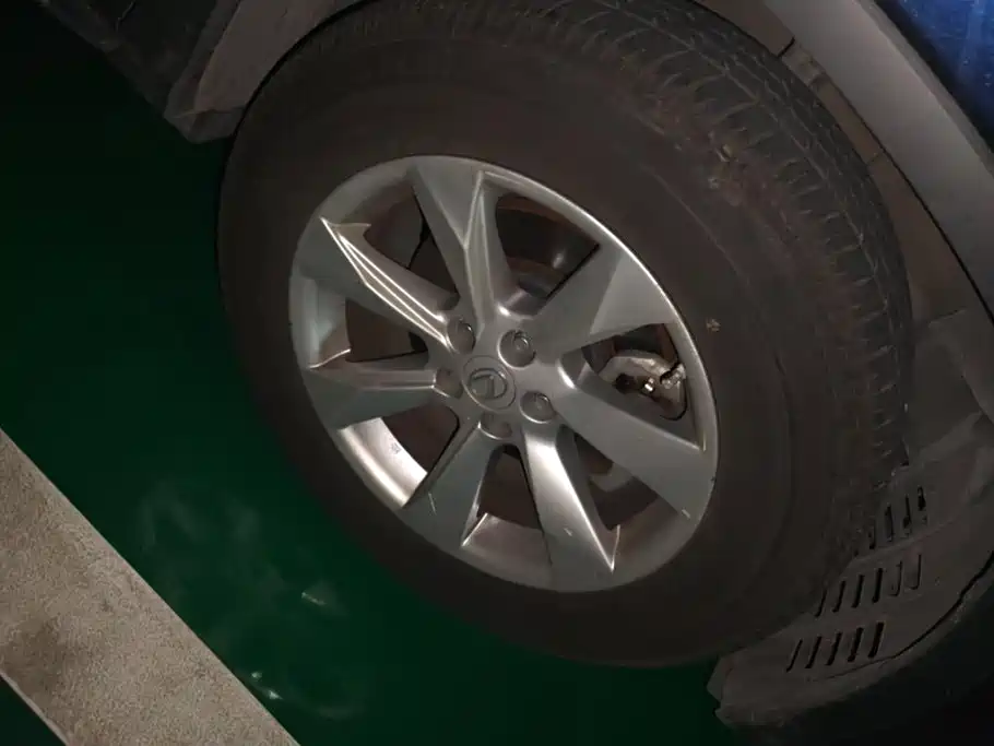 Фото 6 - Lexus RX