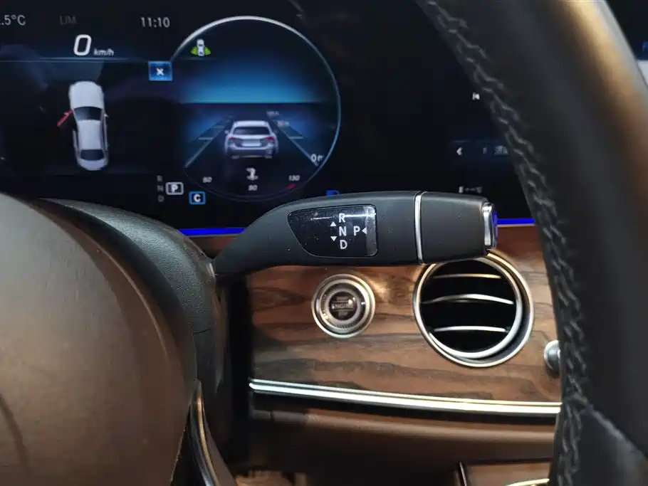 Mercedes-Benz E-Class 2021 E 300 L Luxury фото 16