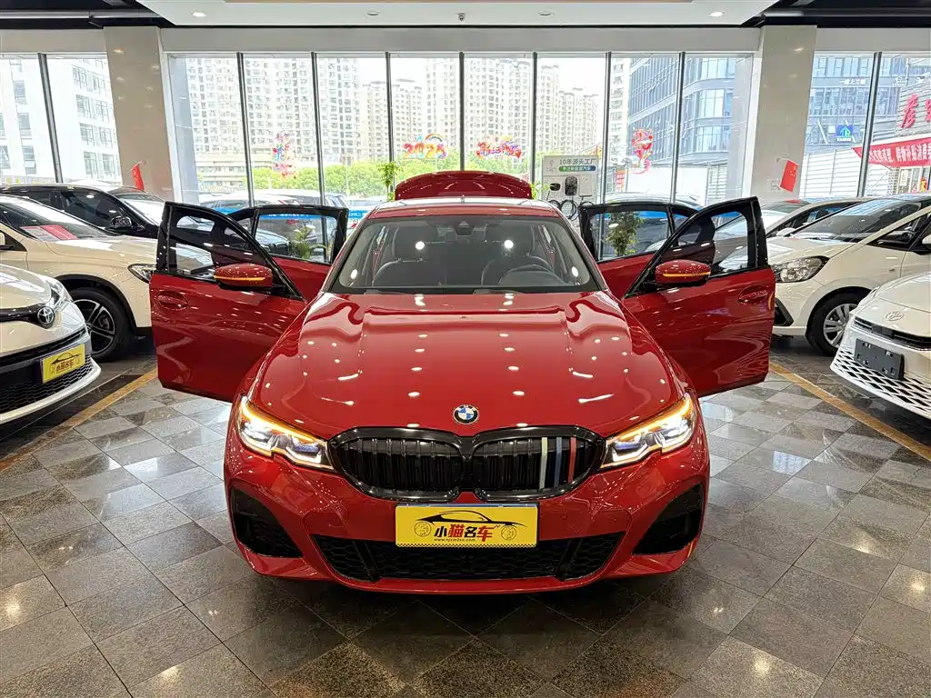 BMW 3 Series 2022 325Li M Sport Package фото 9