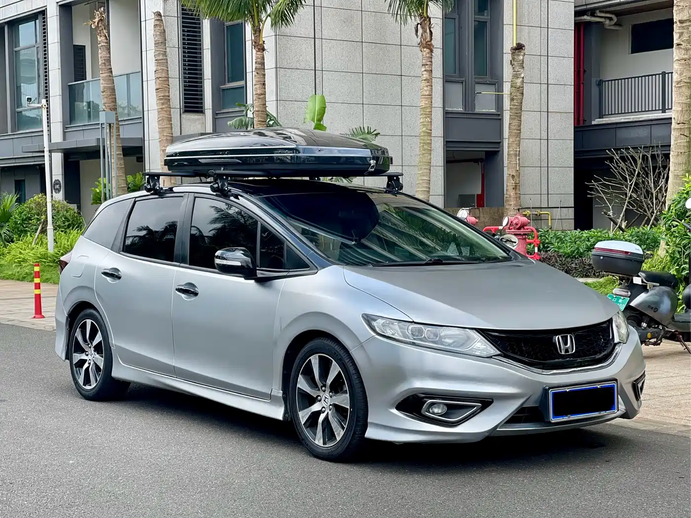 Honda Jade 2013 1.8L CVT Luxury 6-seater фото 3