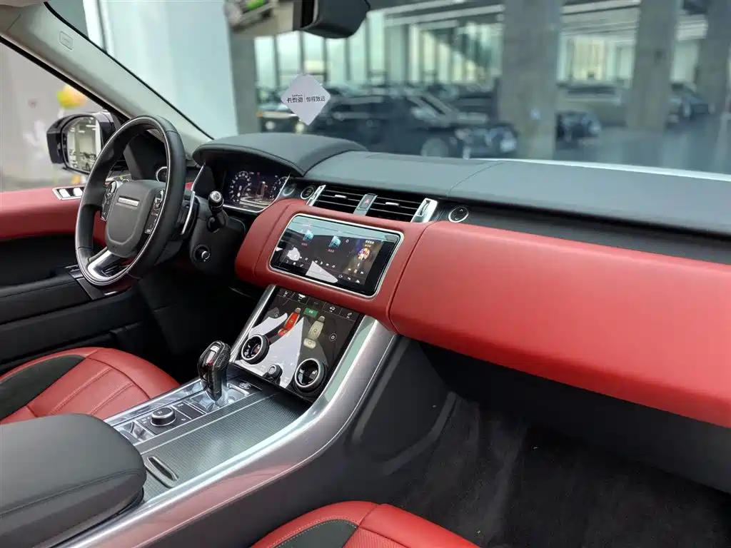 Land Rover Range Rover Sport 2020 3.0 L6 HSE DYNAMIC фото 9