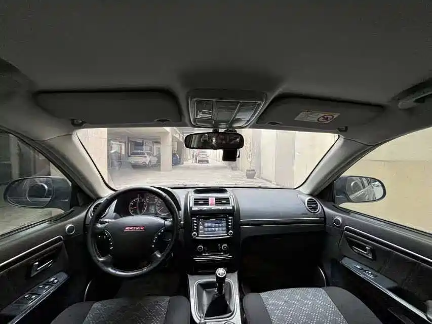 Photo 7 - Haval H5 Classic