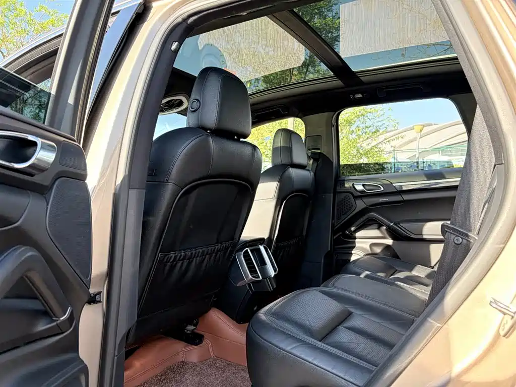 Porsche Cayenne 2016 Cayenne 3.0T фото 9