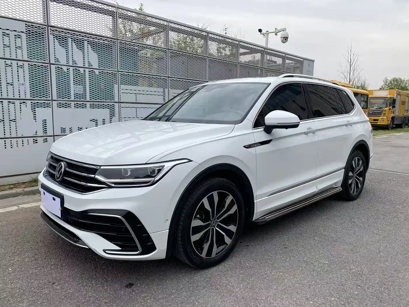 Volkswagen Tiguan L 2022 380TSI Automatic 4WD R-Line Cross Edition 7-Seater