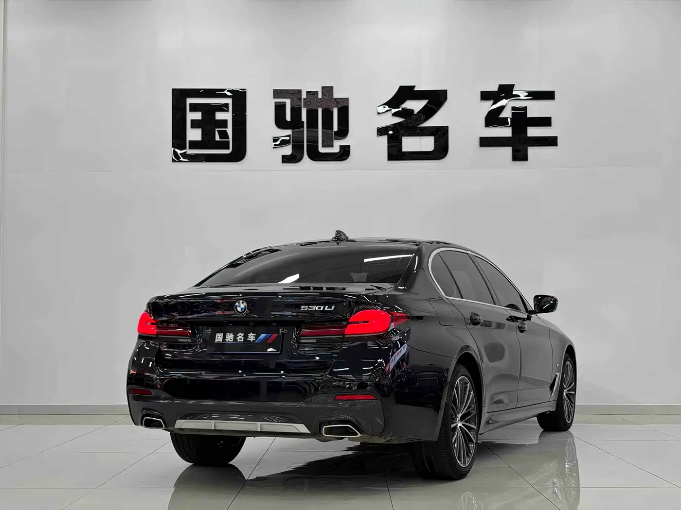 BMW 5 Series 2022 530Li Leading M Sport Package фото 5