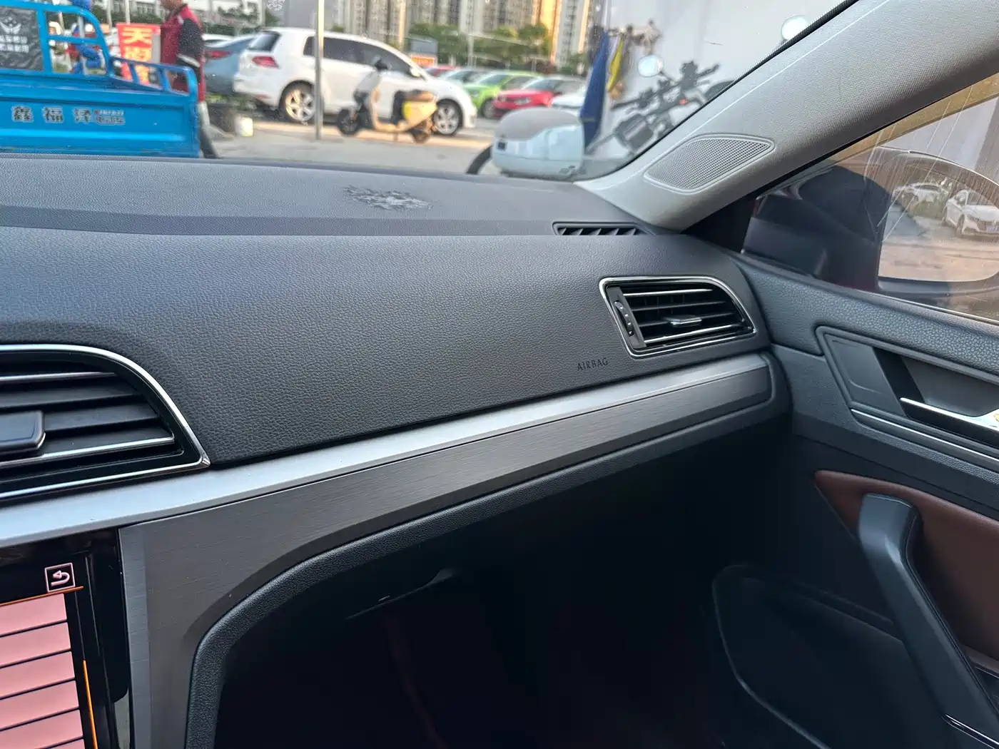 Volkswagen Lamando 2019 280TSI DSG Comfort Edition China VI фото 30