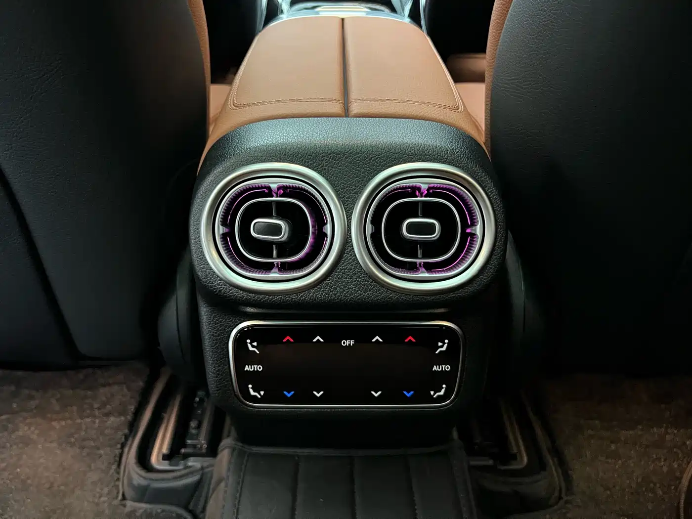 Фото 16 - Mercedes-Benz GLC