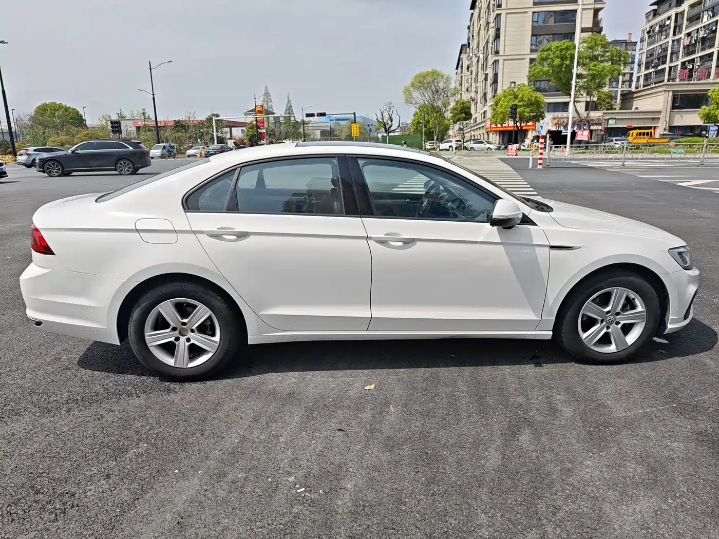 Volkswagen Lamando 2019 230TSI DSG Trend Edition China V фото 3