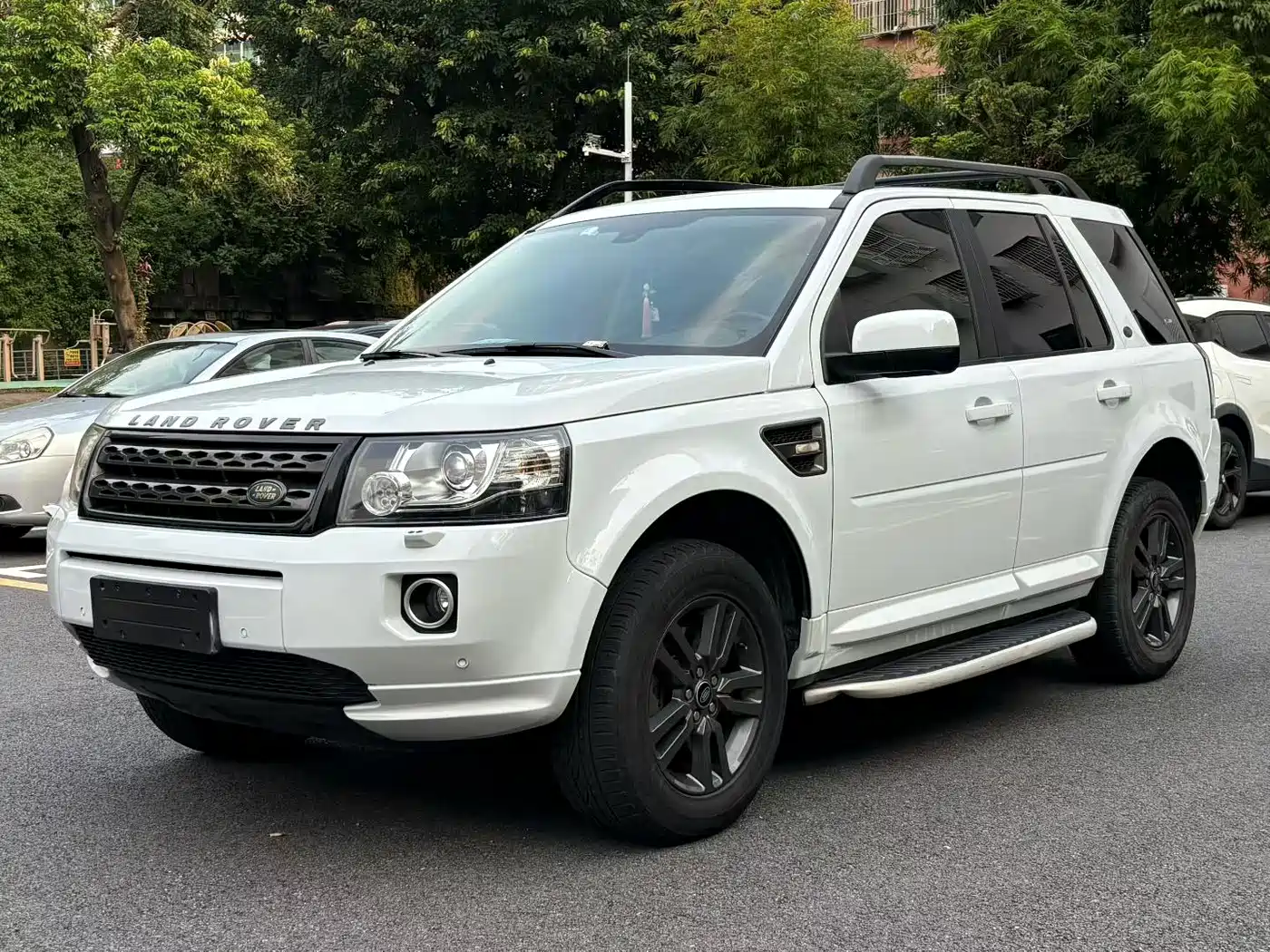 Land Rover Freelander 2