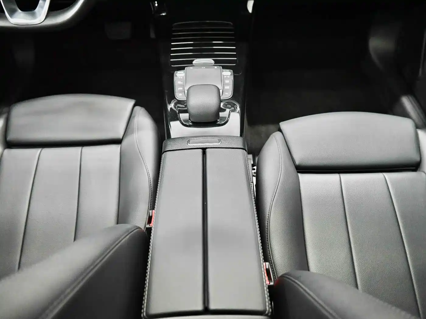 Mercedes-Benz A-Class 2022 A 200 L Sport Sedan Style фото 15