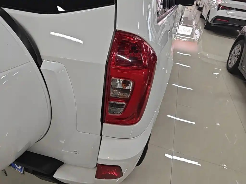 Chery Tiggo 3 2017 2016 1.6L CVT Smart Edition