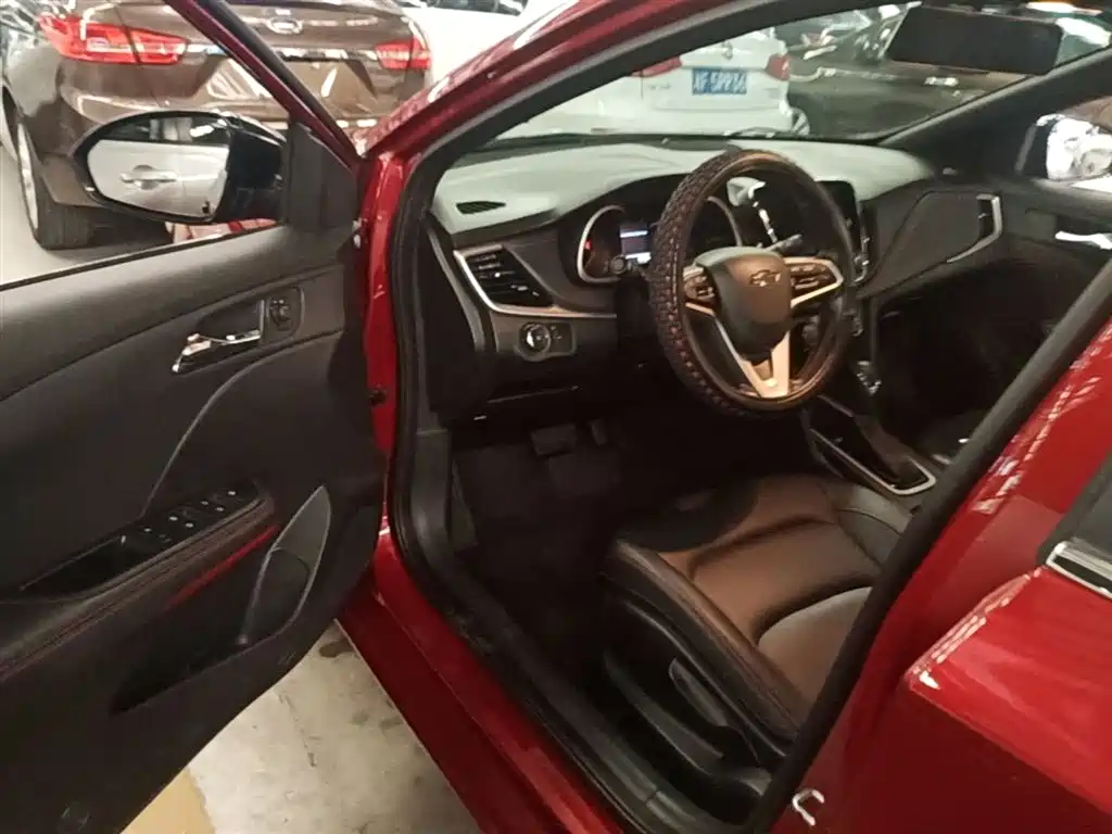 Chevrolet Monza 2019 RS 330T Auto Smooth Edition China VI фото 16