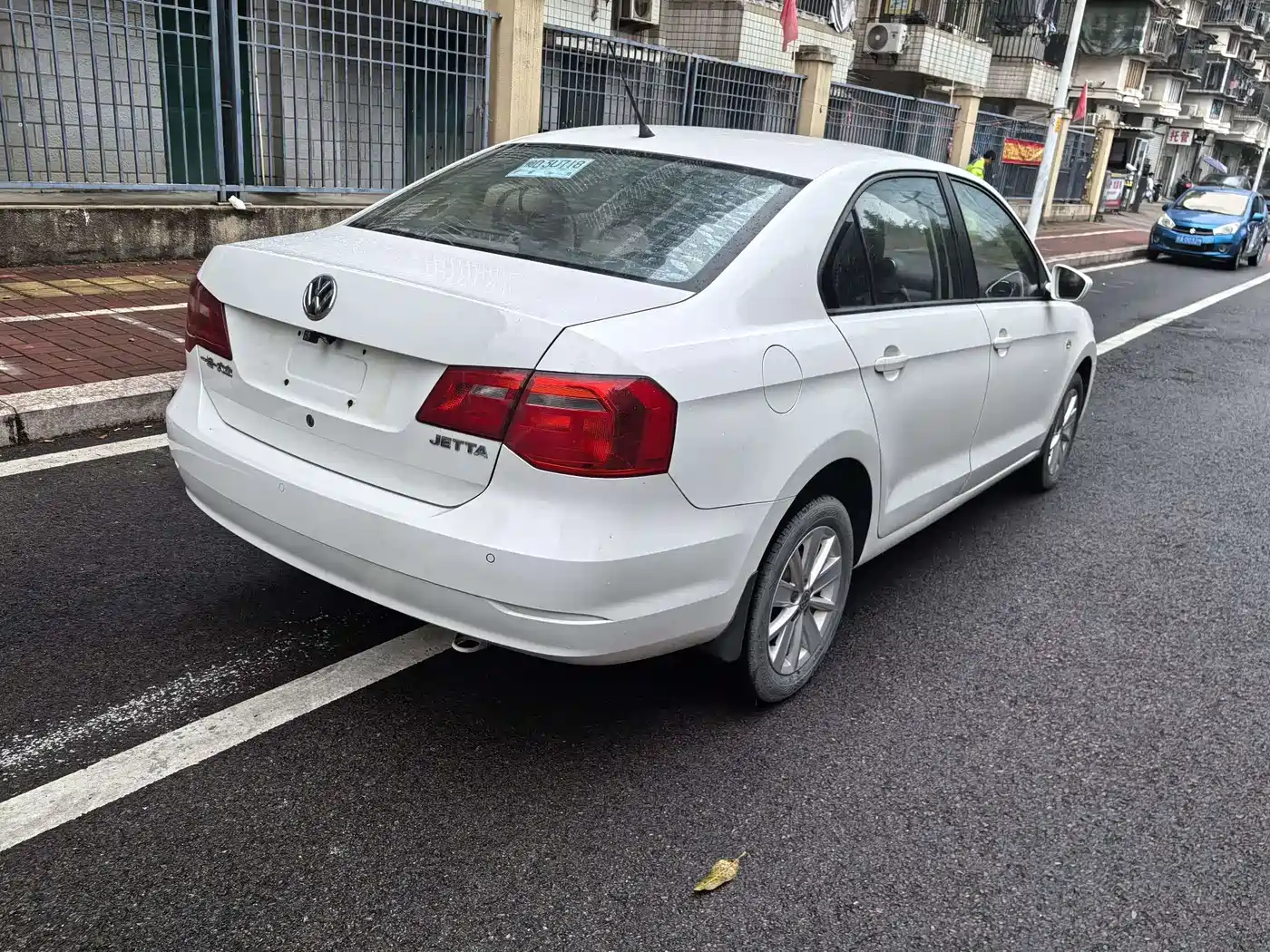 Volkswagen Jetta 2015 1.6L Auto Comfort фото 10