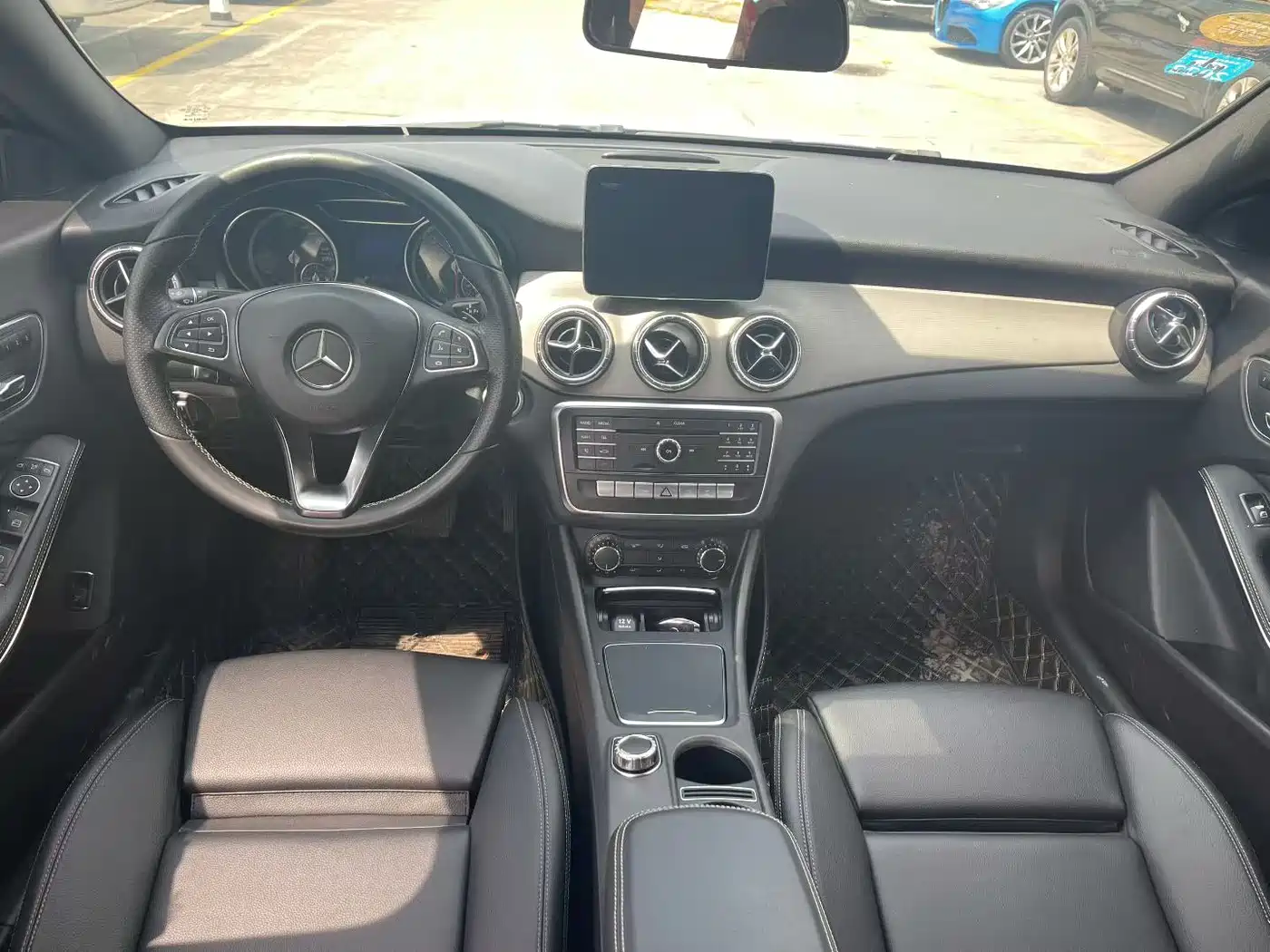Mercedes-Benz CLA (Import) 2017 Facelift CLA 200 Style фото 5