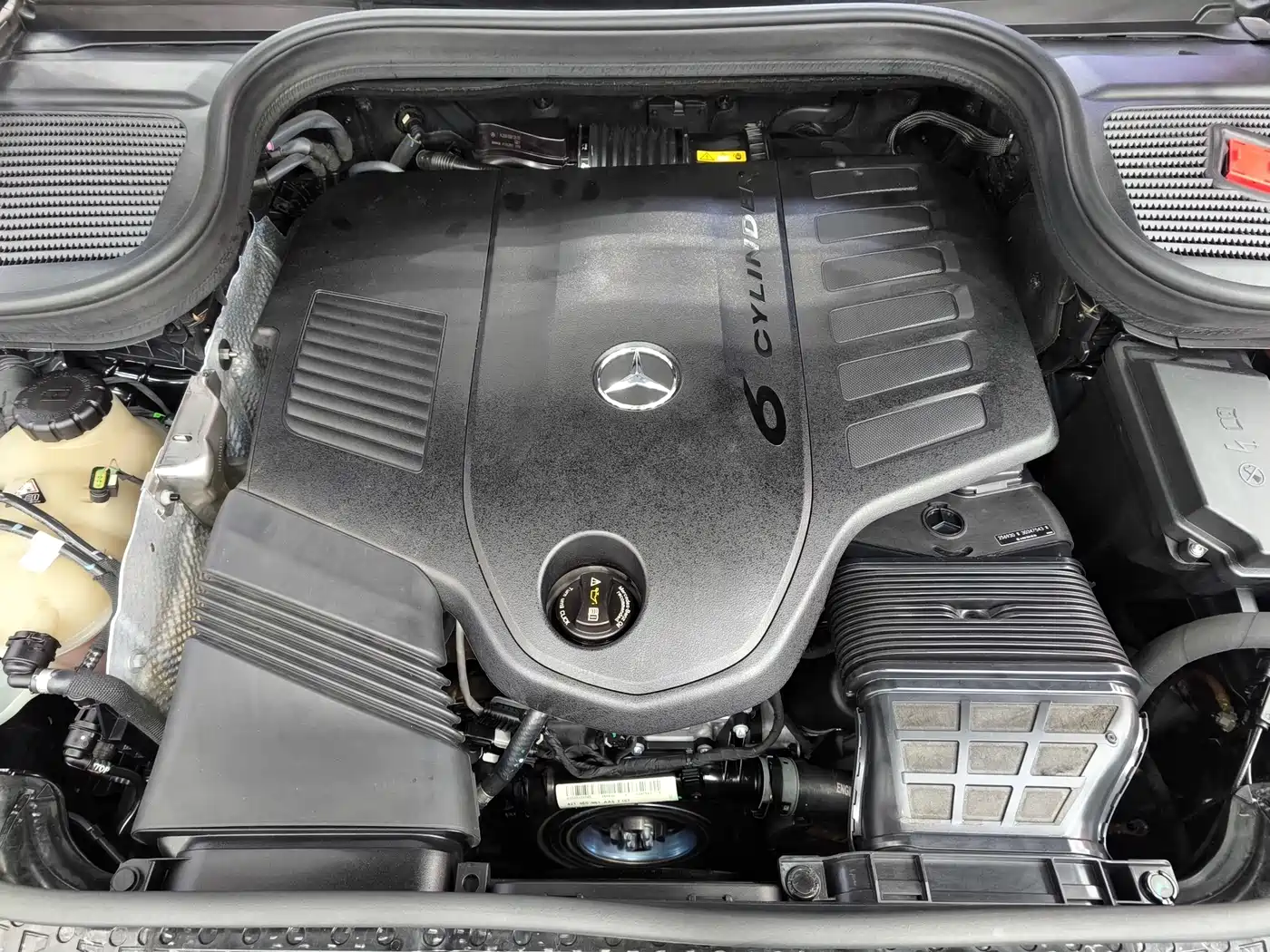 Mercedes-Benz GLS 2021 Facelift GLS 450 4MATIC Luxury фото 36